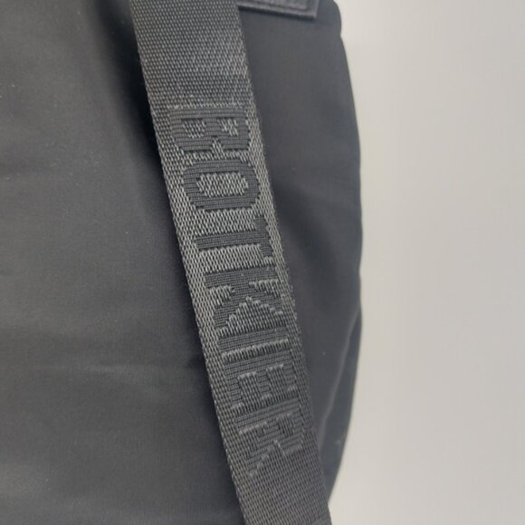 Botkier black nylon shoulderbag with logo straps and a leather flap - Picture 12 of 14